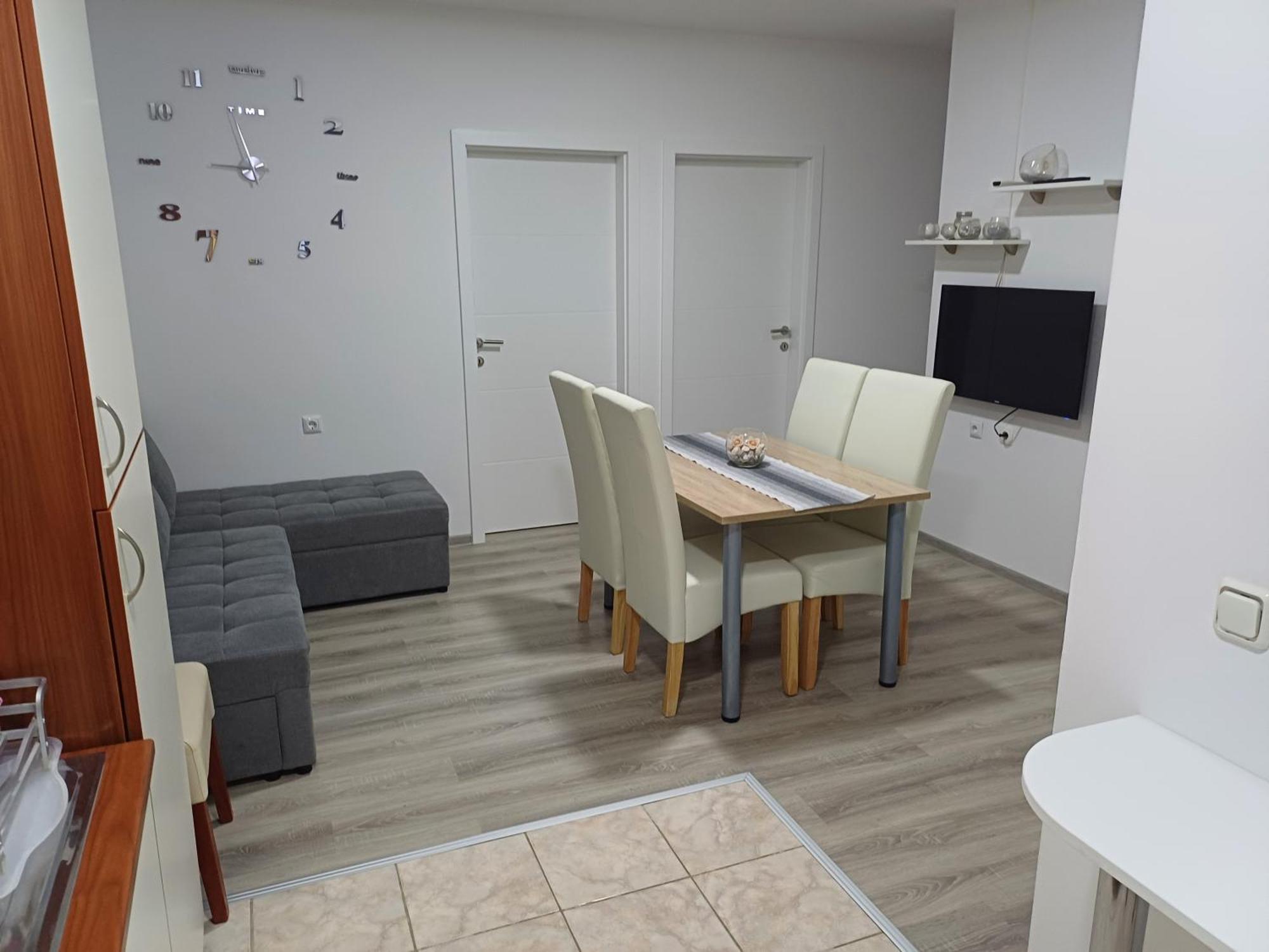 Apartmani Bulajic Krk Town Exterior foto